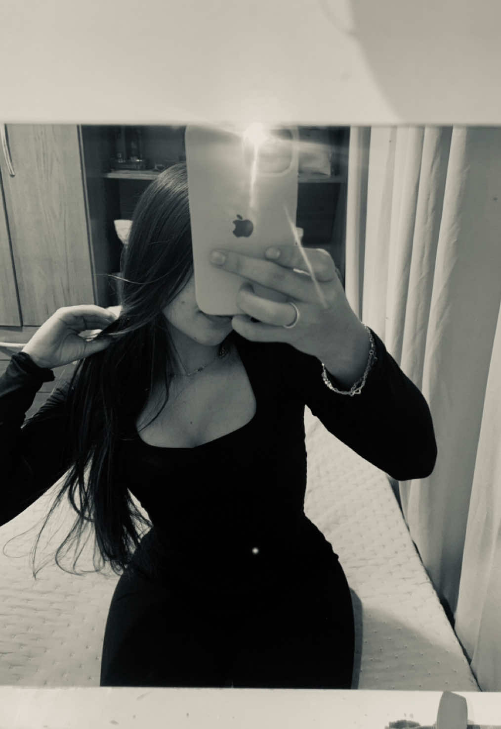 @𝓛𝓪𝓻𝓲 🎀