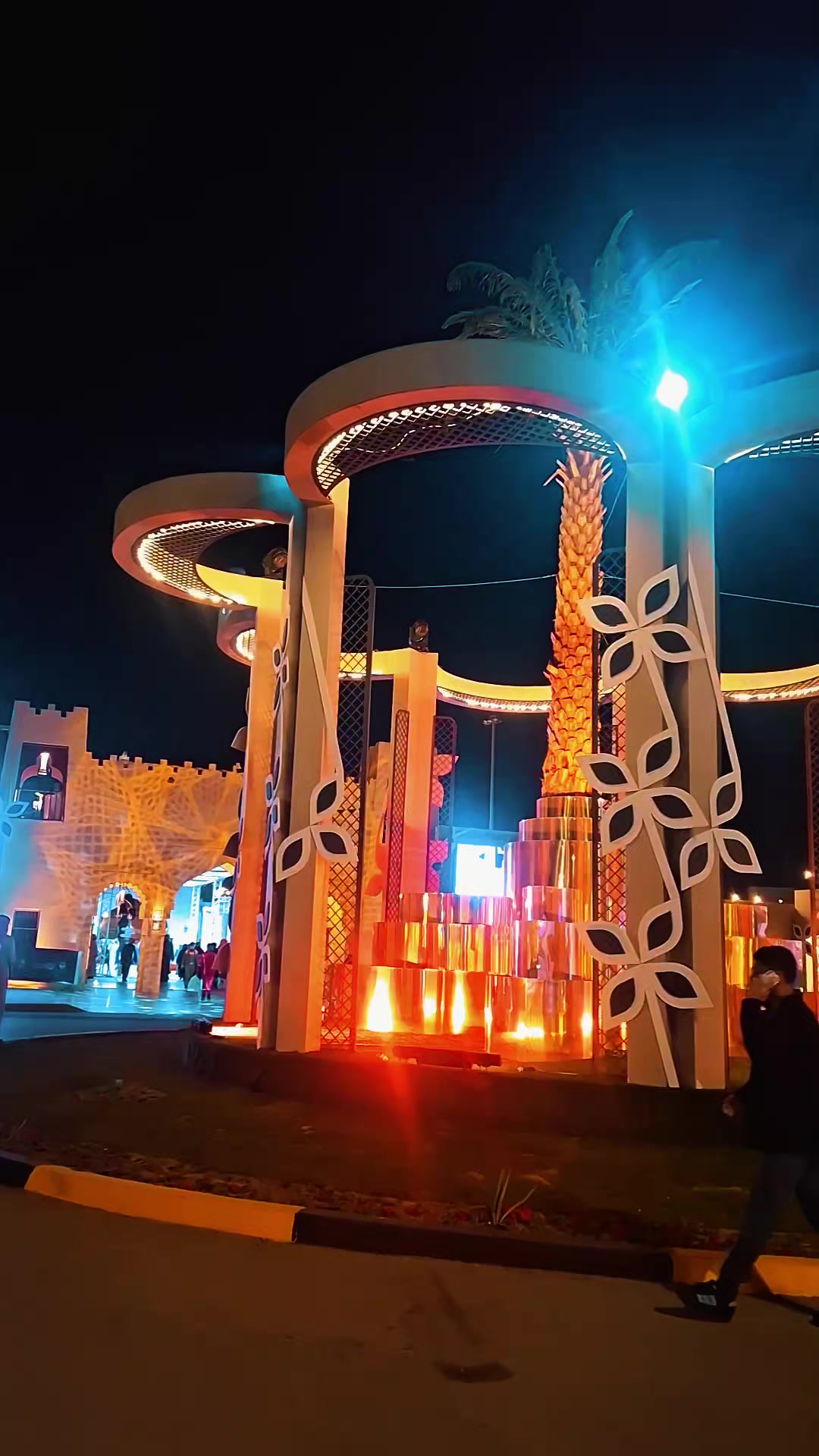 @رفاقت حسین