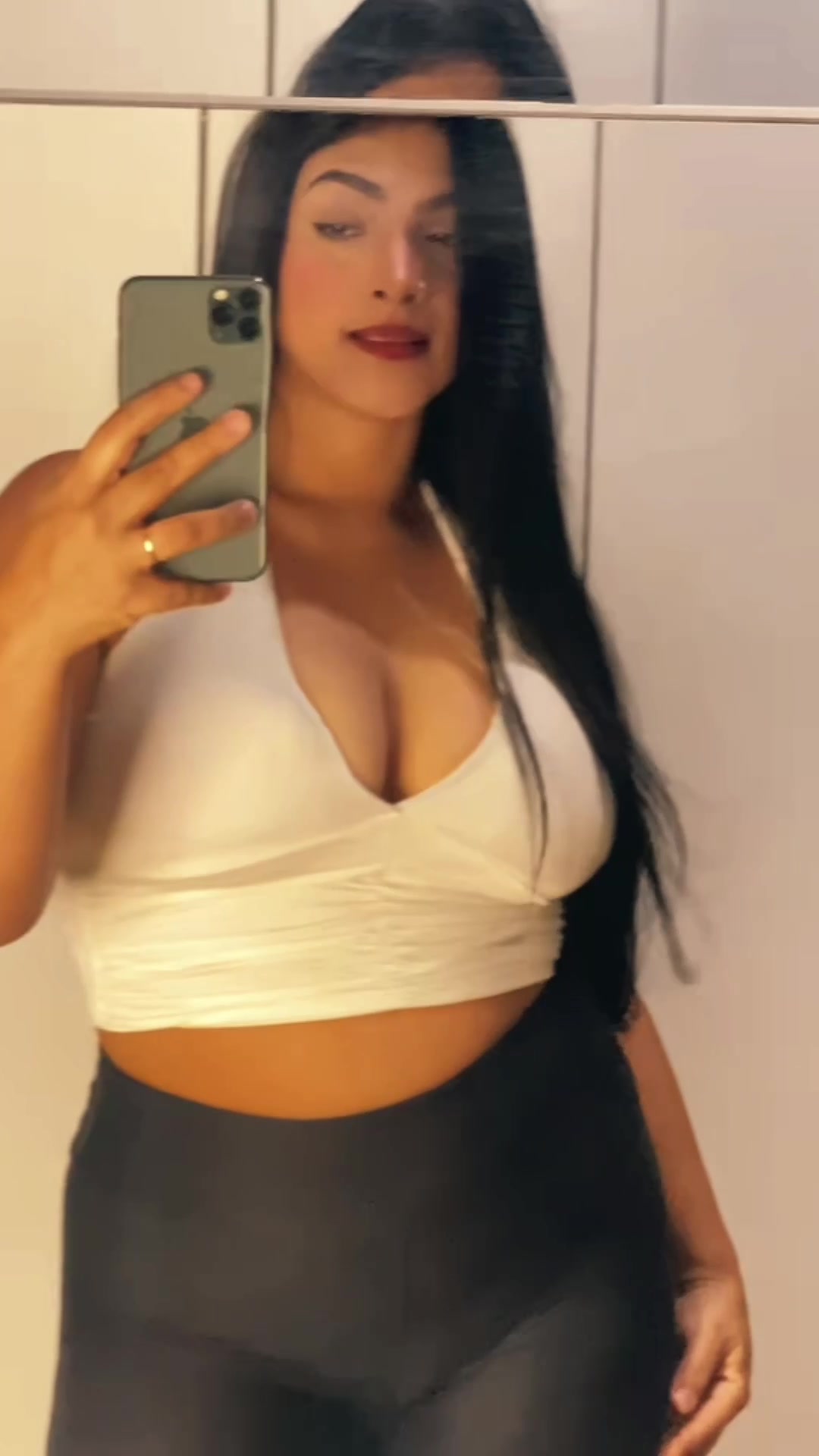 @Cristiane Brand&atilde;o
