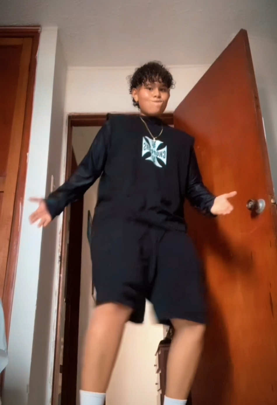@whoistino