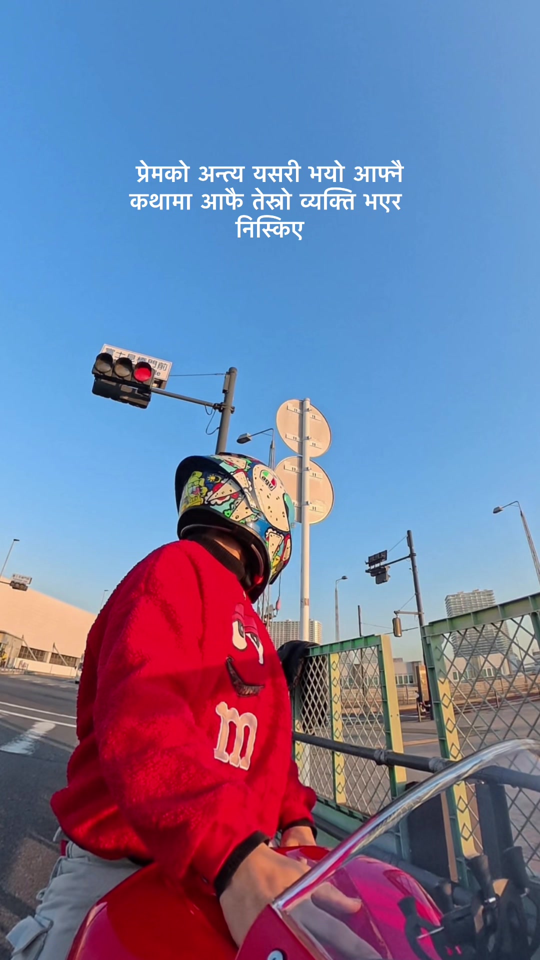 @L A X