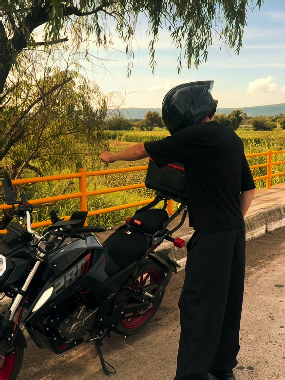 @Alejandro SD🔥🏍️