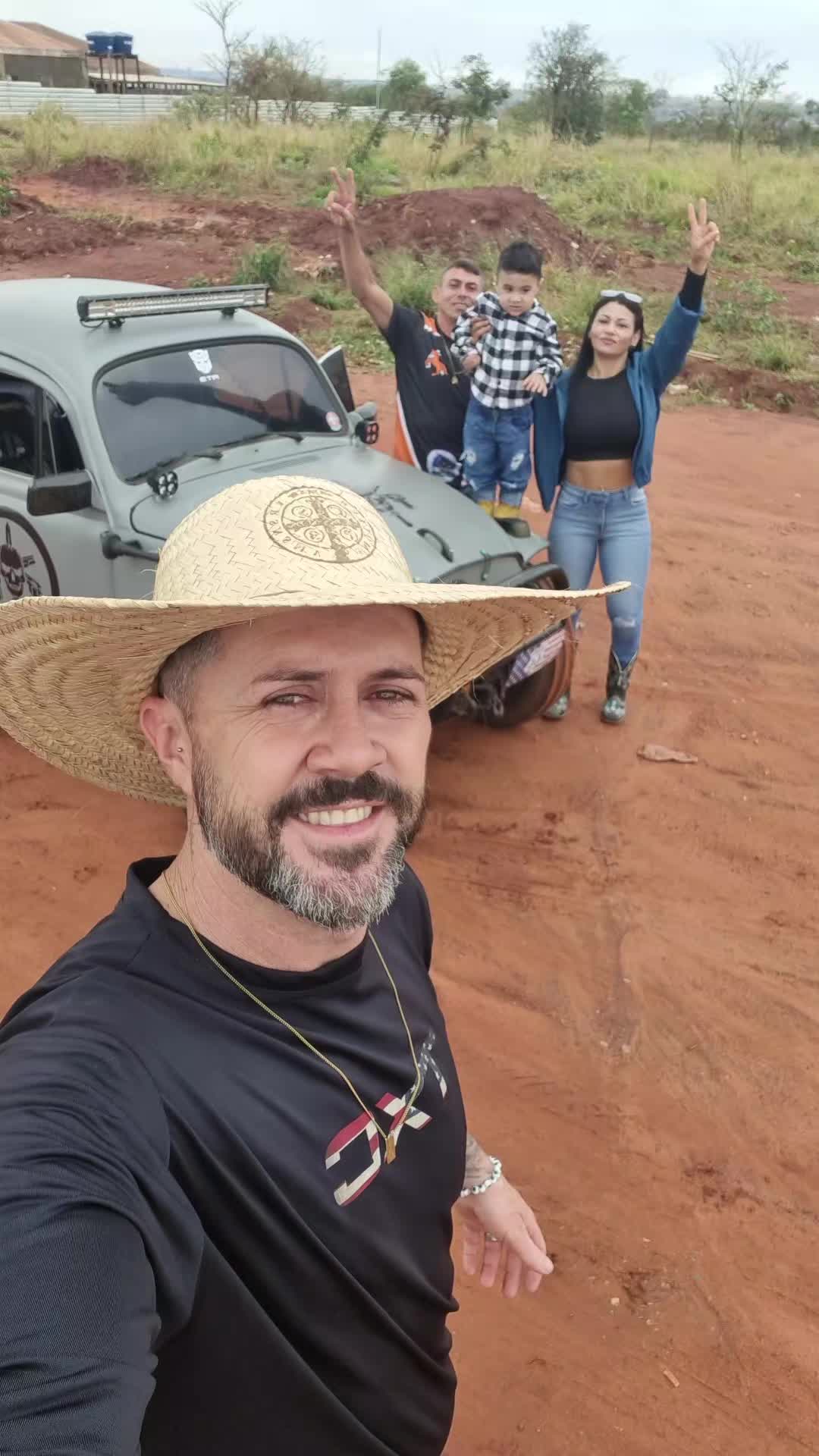 @luh_bazílio