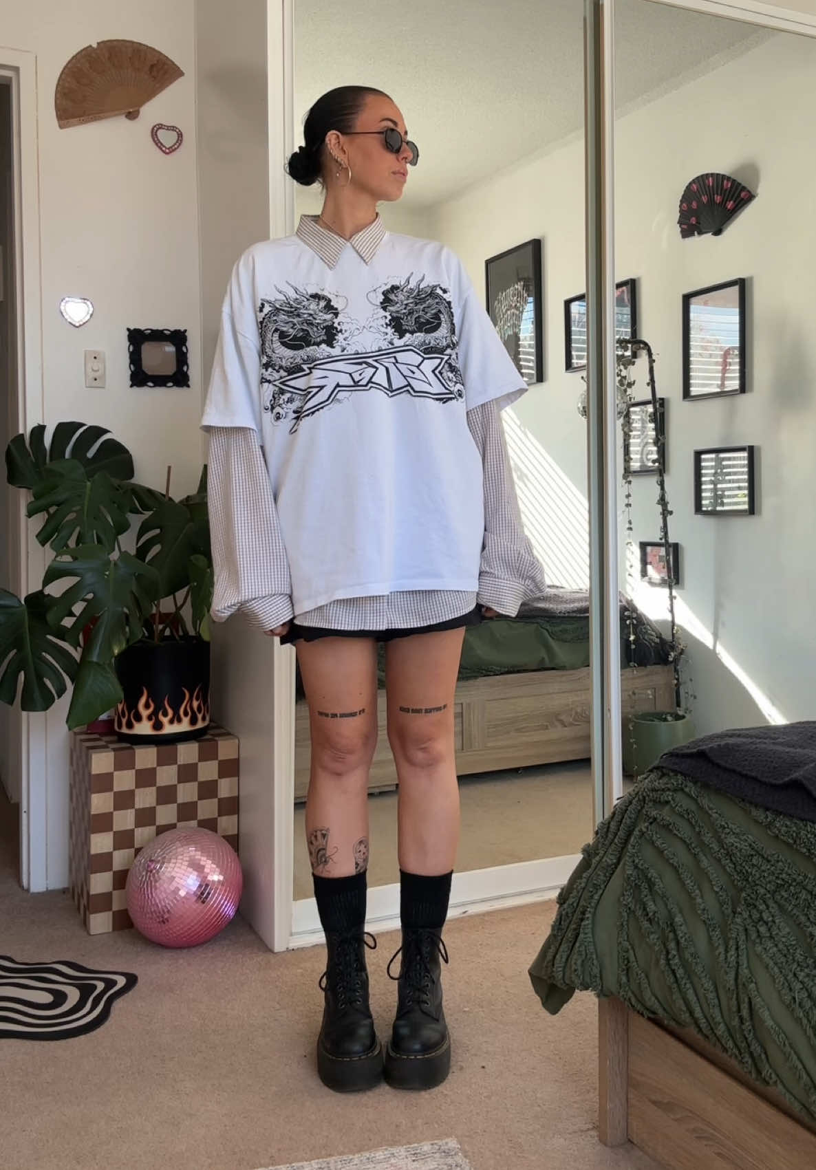 @✮ L I V V ✮