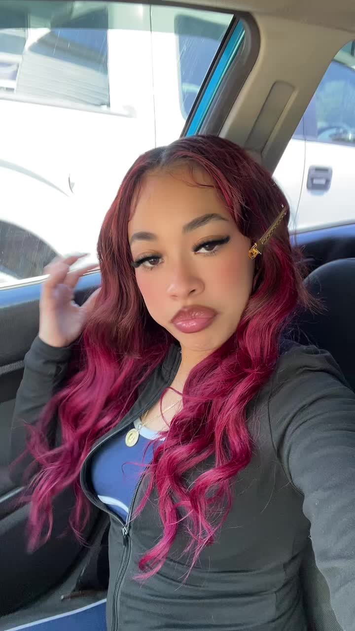 @yunglatinaa