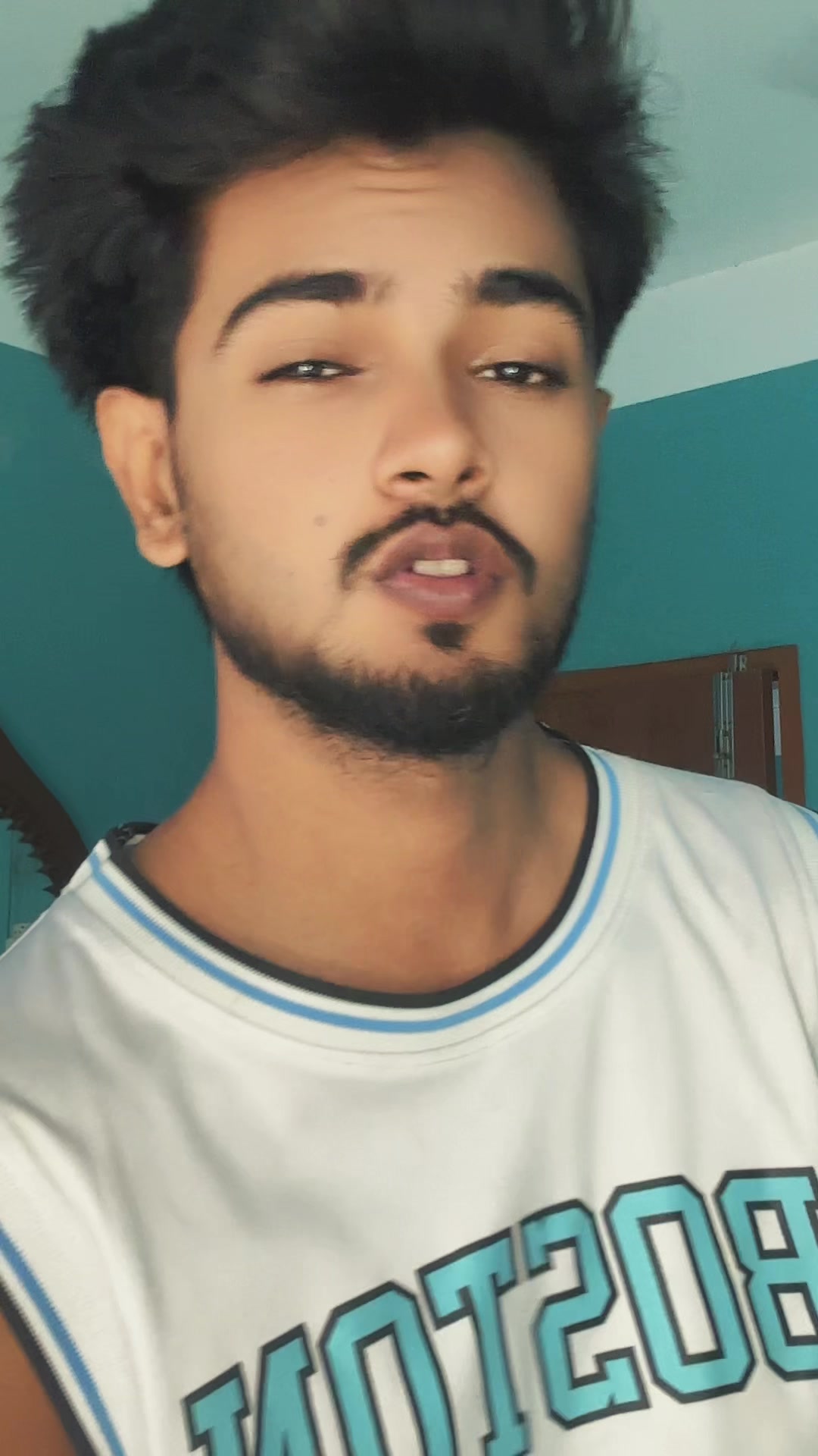 @𝐙𝐮𝐛𝐨 🦇