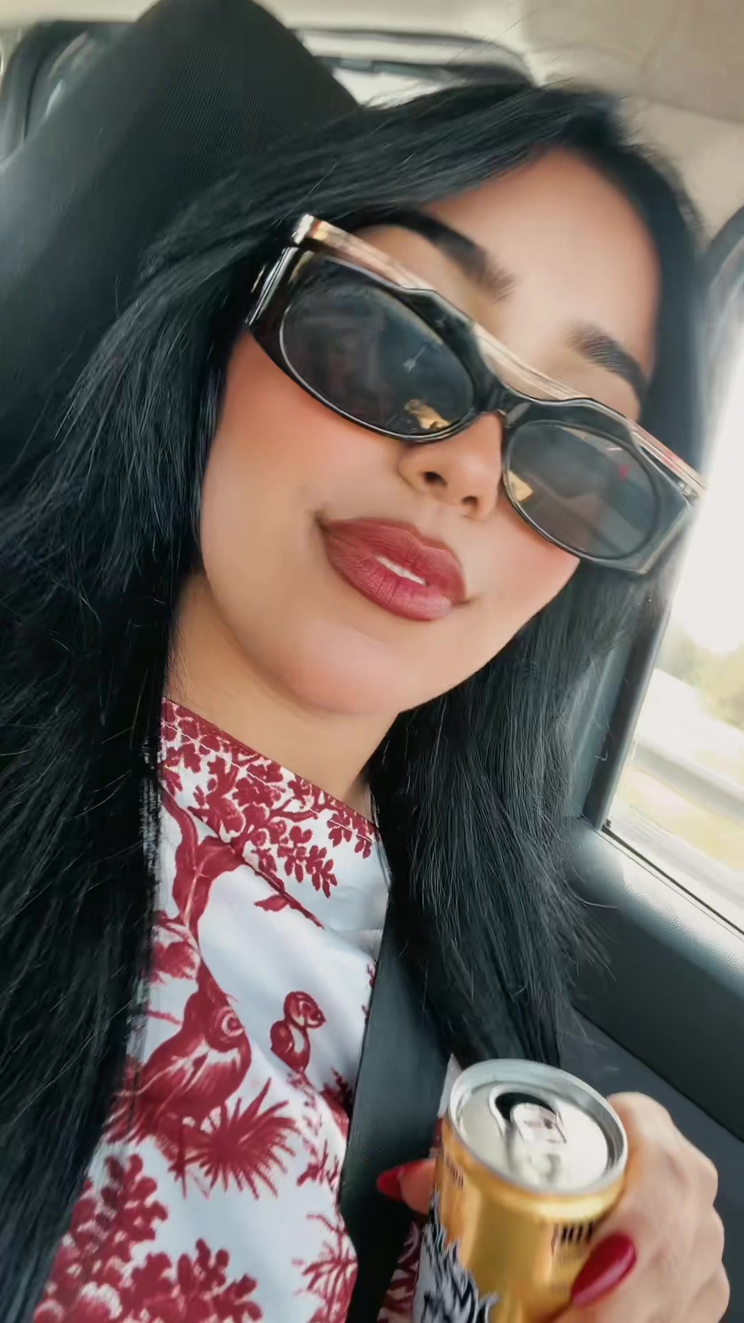 @safae_ananasa
