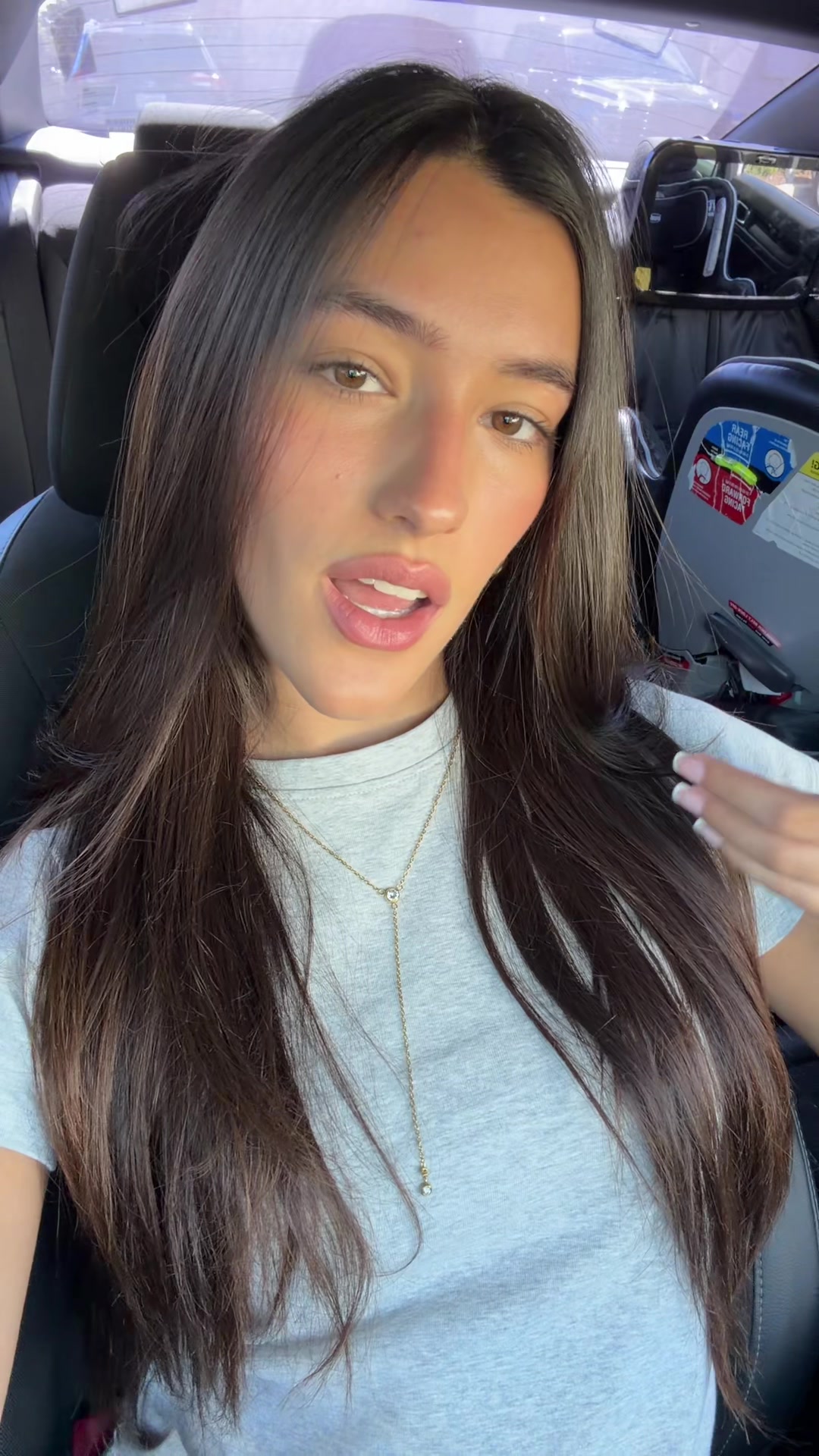 @ximena