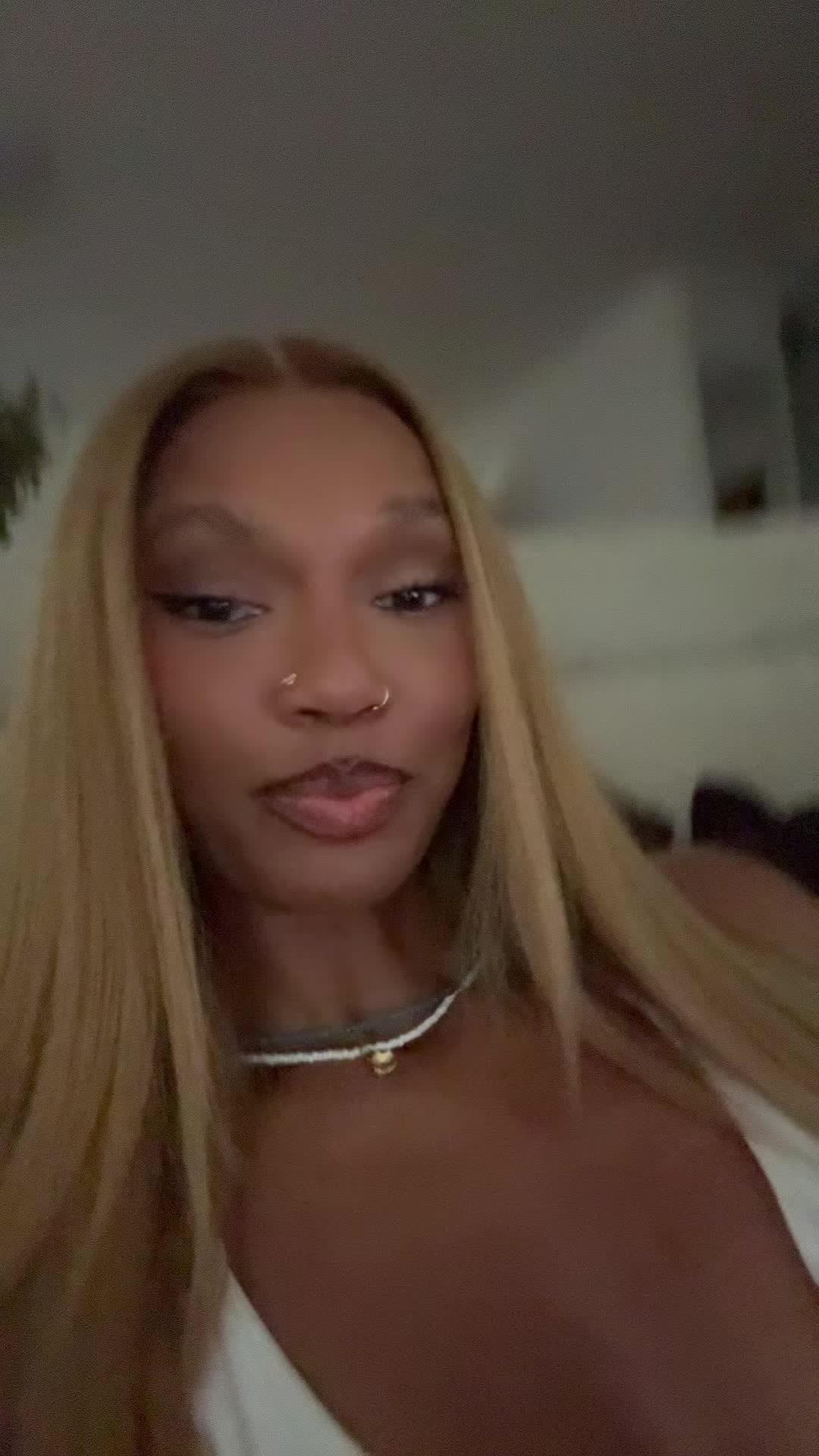 @Ronisia