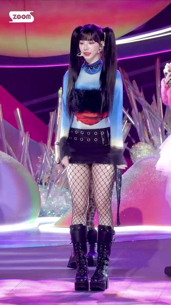 @りな·͜·ᰔᩚ