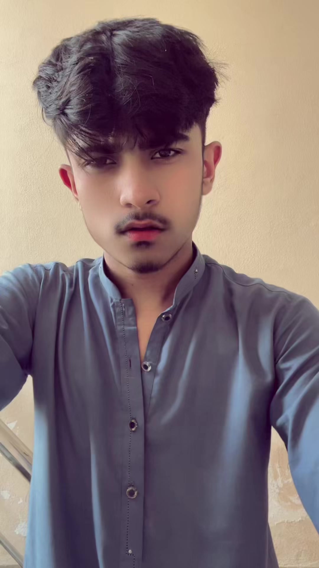 @AHMAR_BHATTI_👑