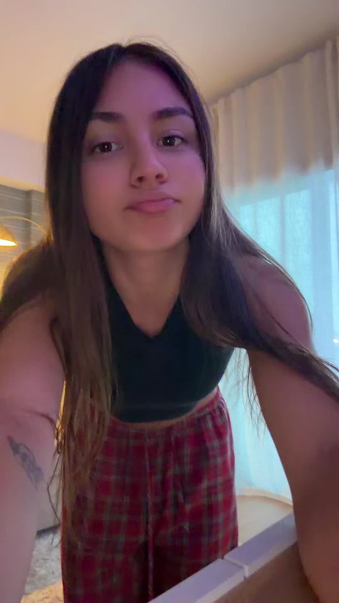 @minicaryn