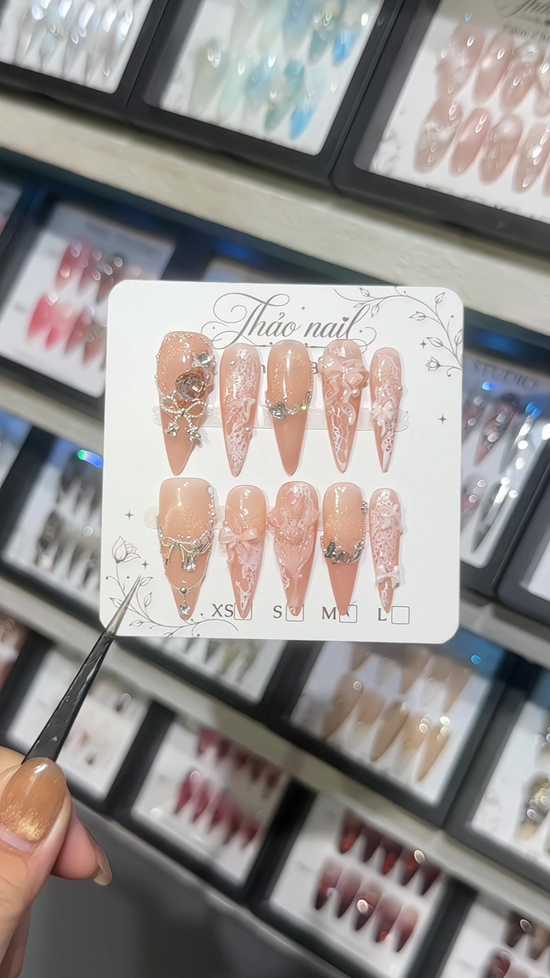 @Nailbox Thảo B&eacute;o