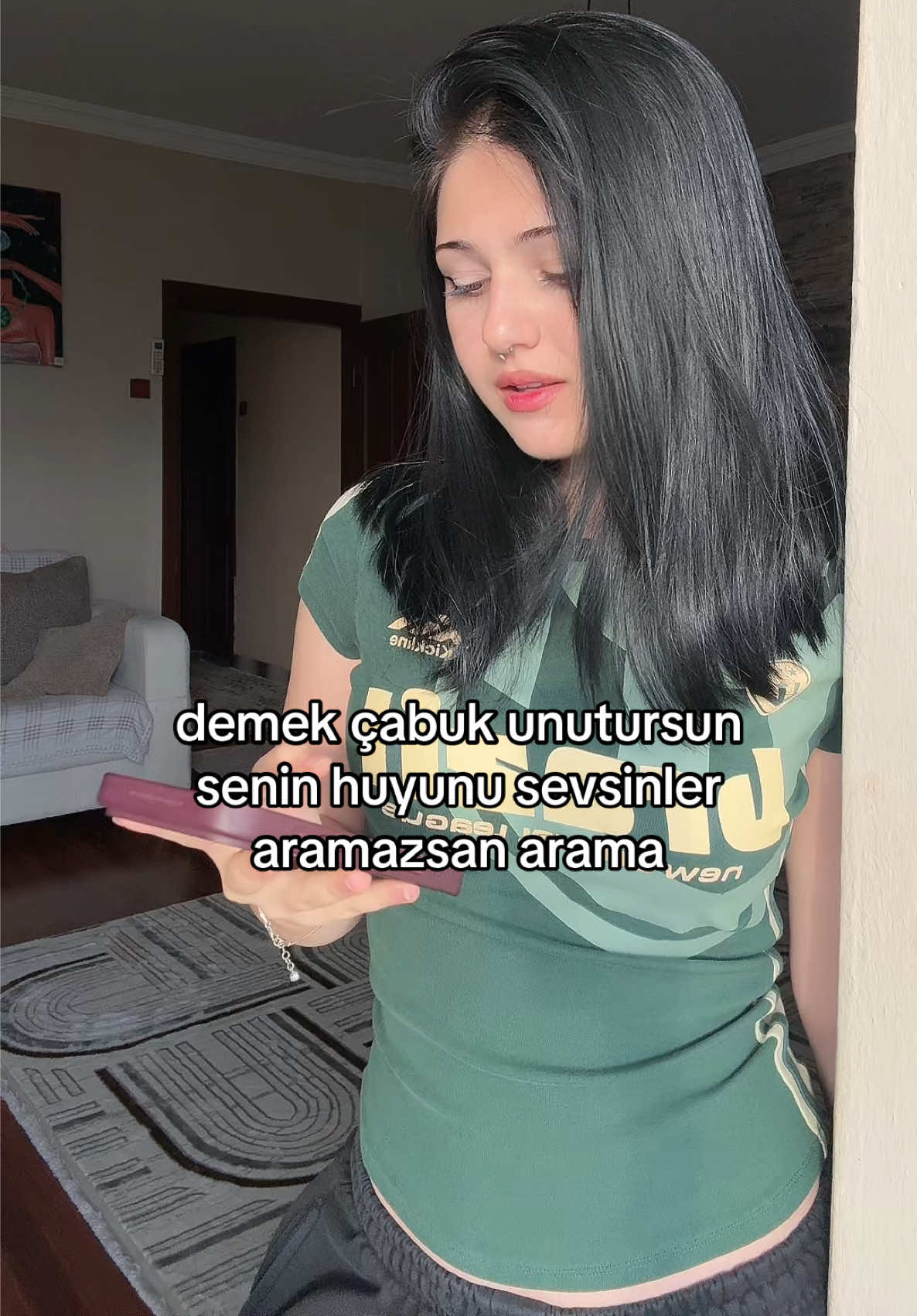@alminadirenn