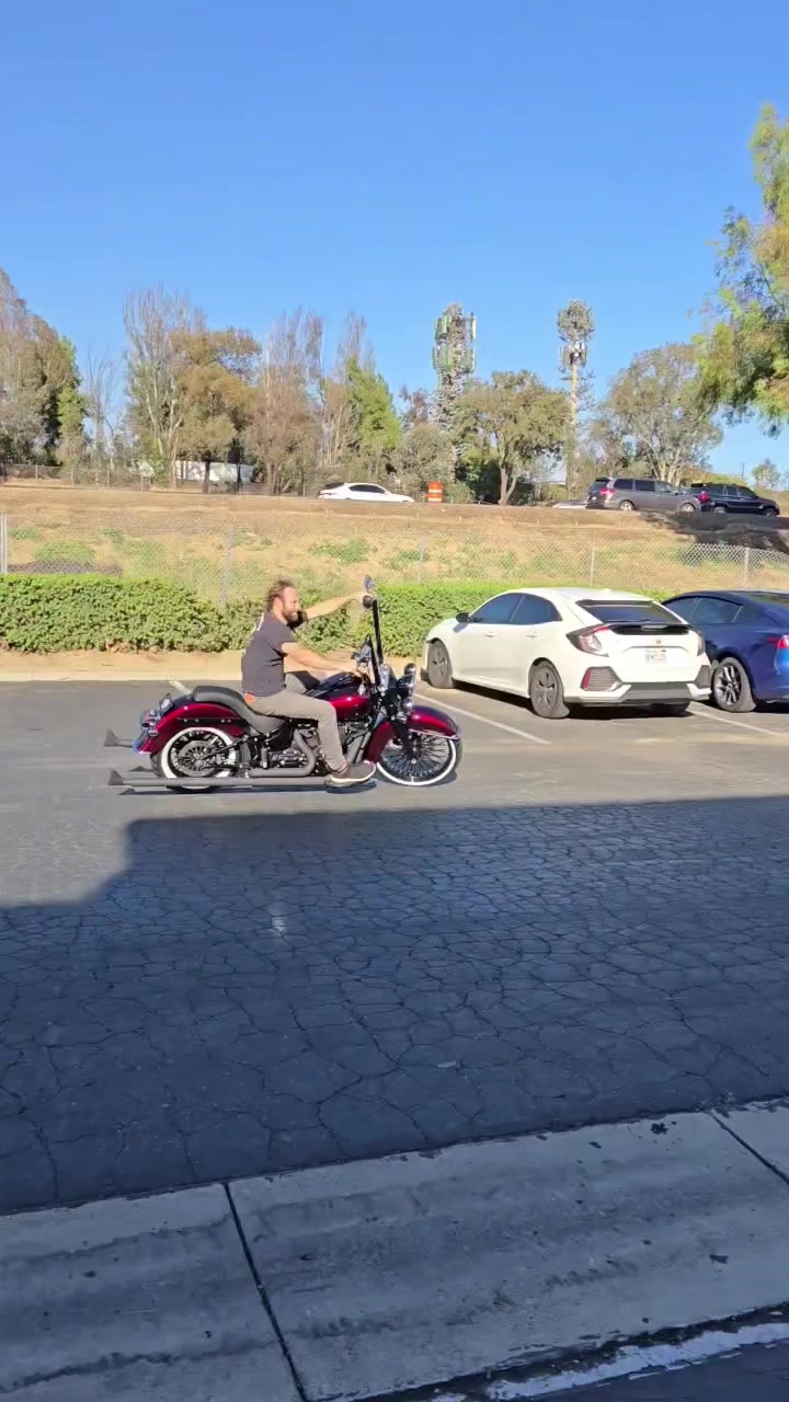 @thechoppergallery.com