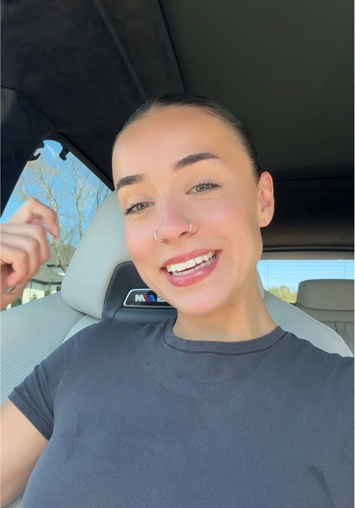 Kalin (@xqueenkalin) - Urlebird