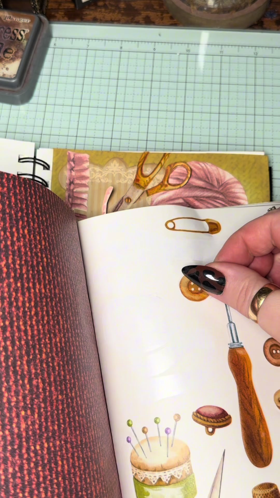 @Amethyst & Clover | Journals
