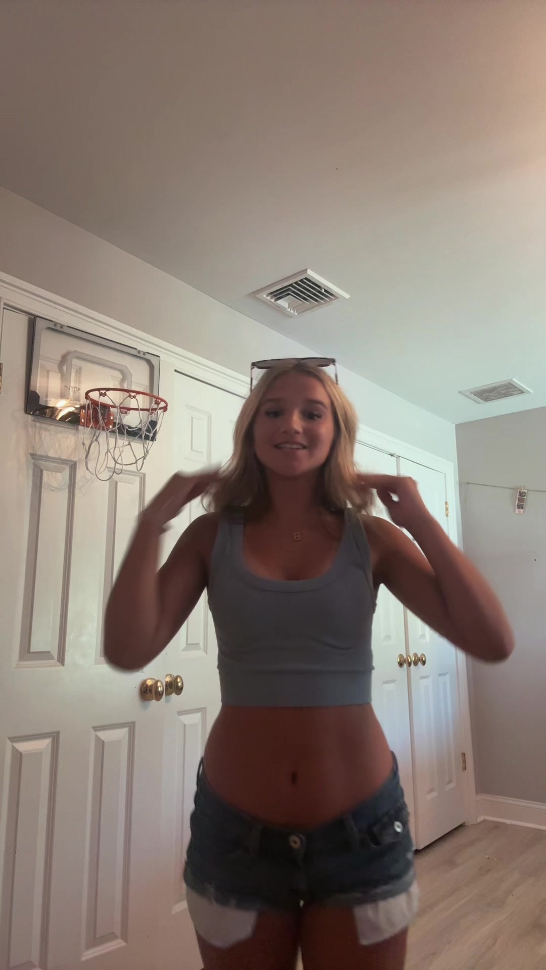 @✨