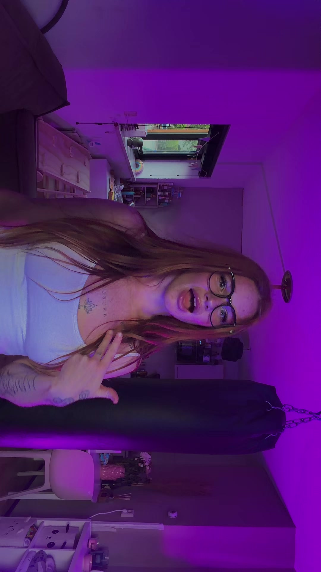 @Nikki 🐯🩷