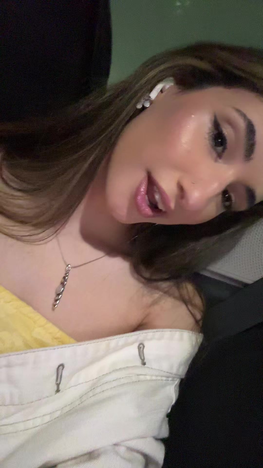 @bella🪬