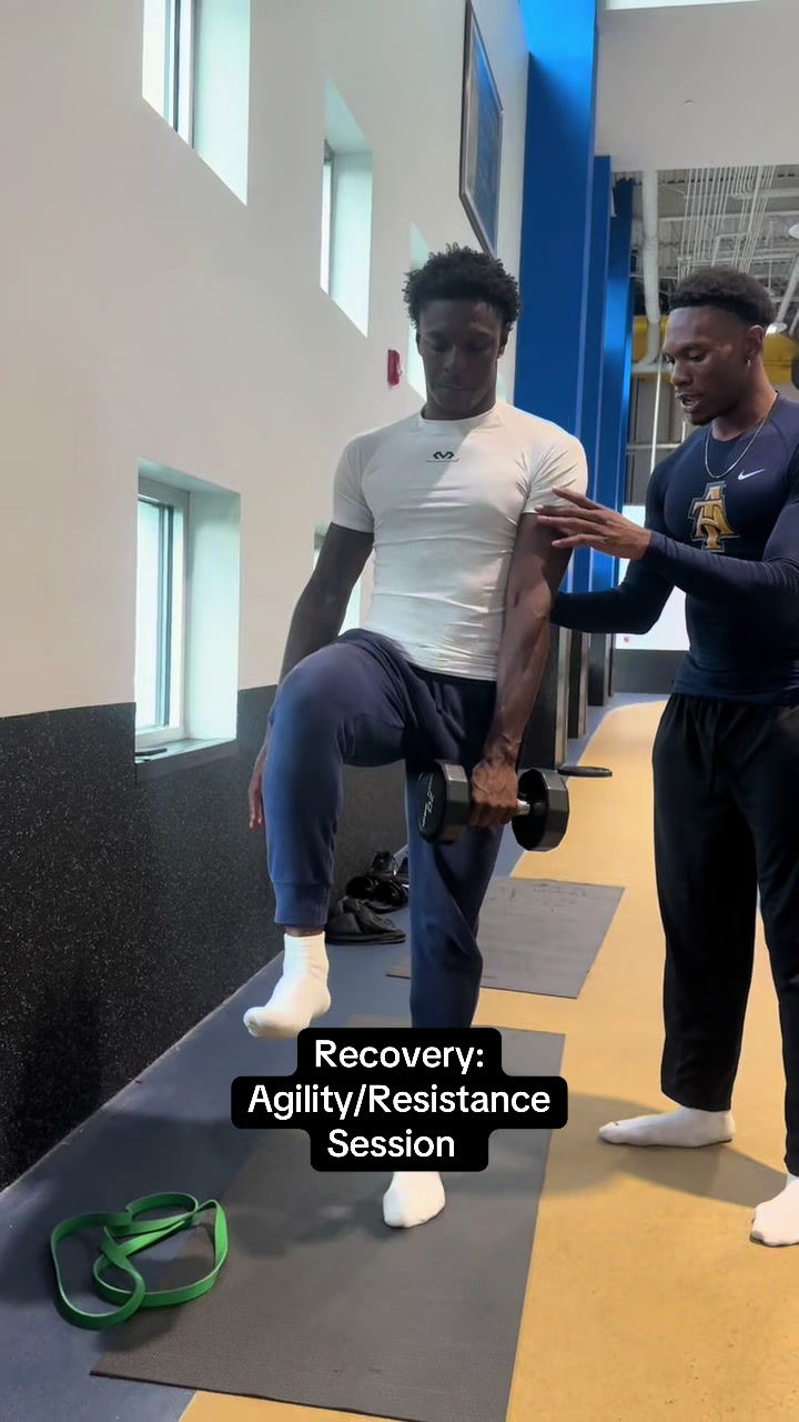 @Jayscrivv_