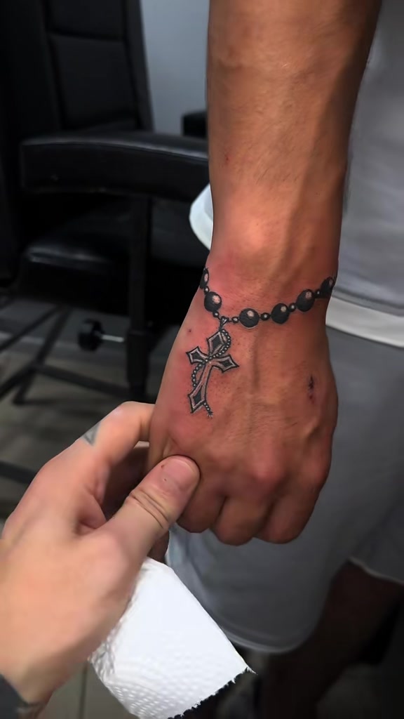 @𝐓𝐀𝐓𝐓𝐎𝐎𝐈𝐙𝐀𝐁𝐄𝐋𝐋𝐀