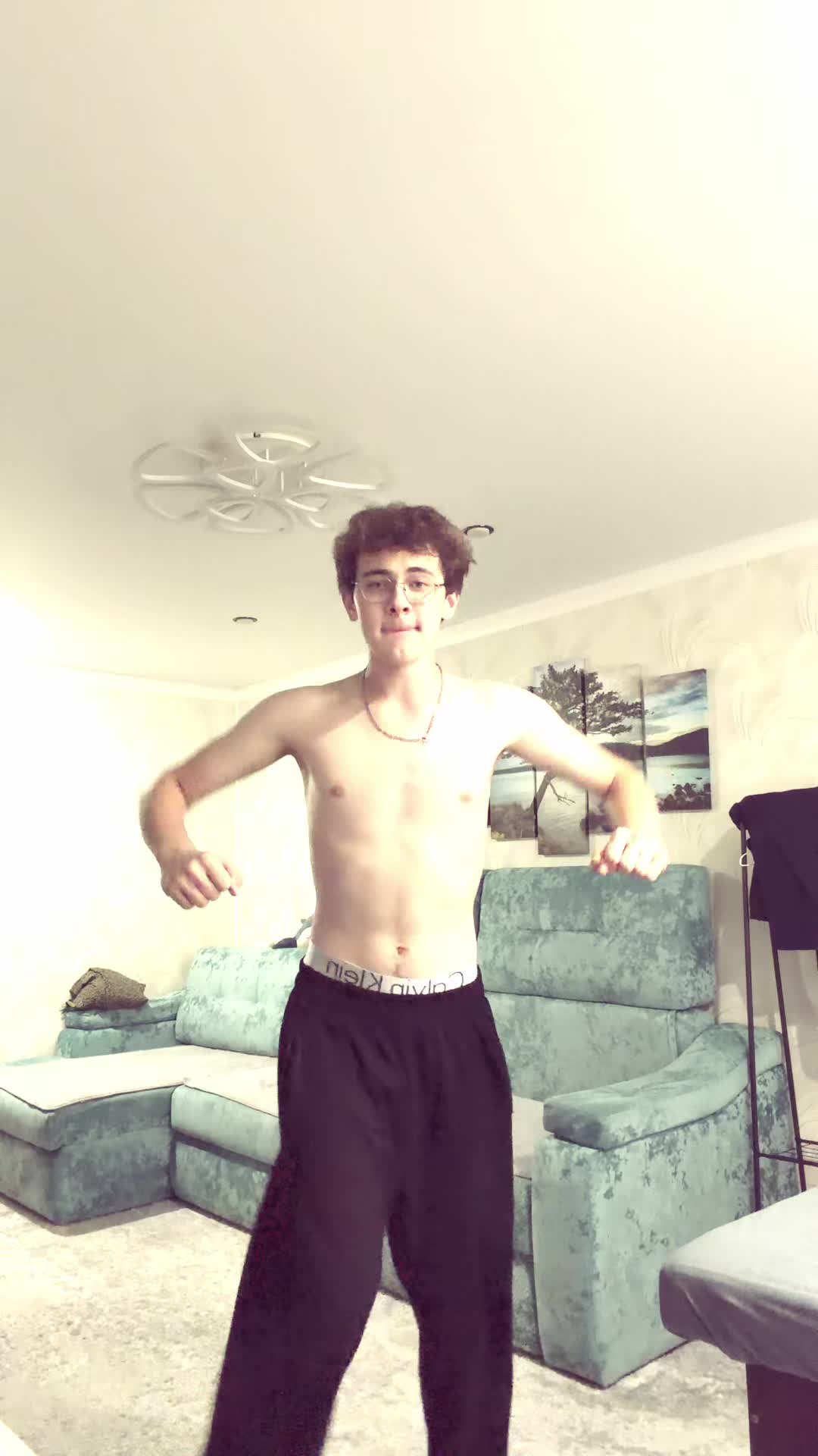 @Blutoniy