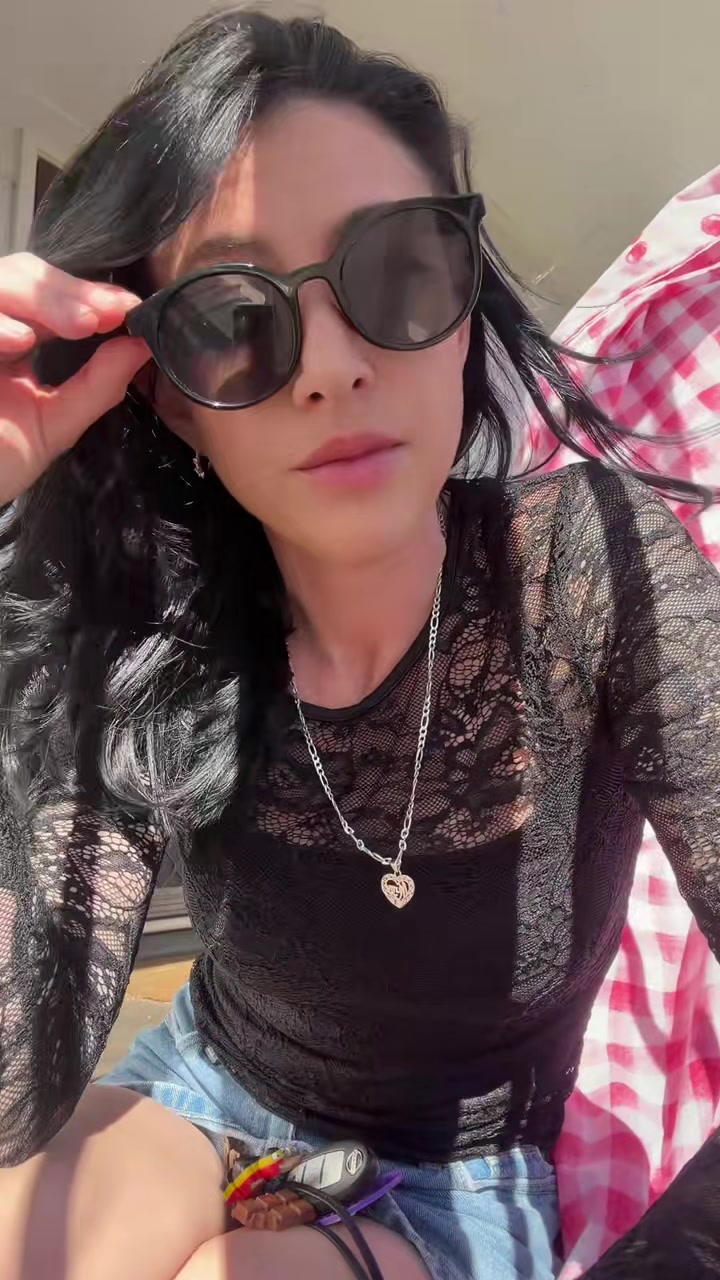 @Crystalk38