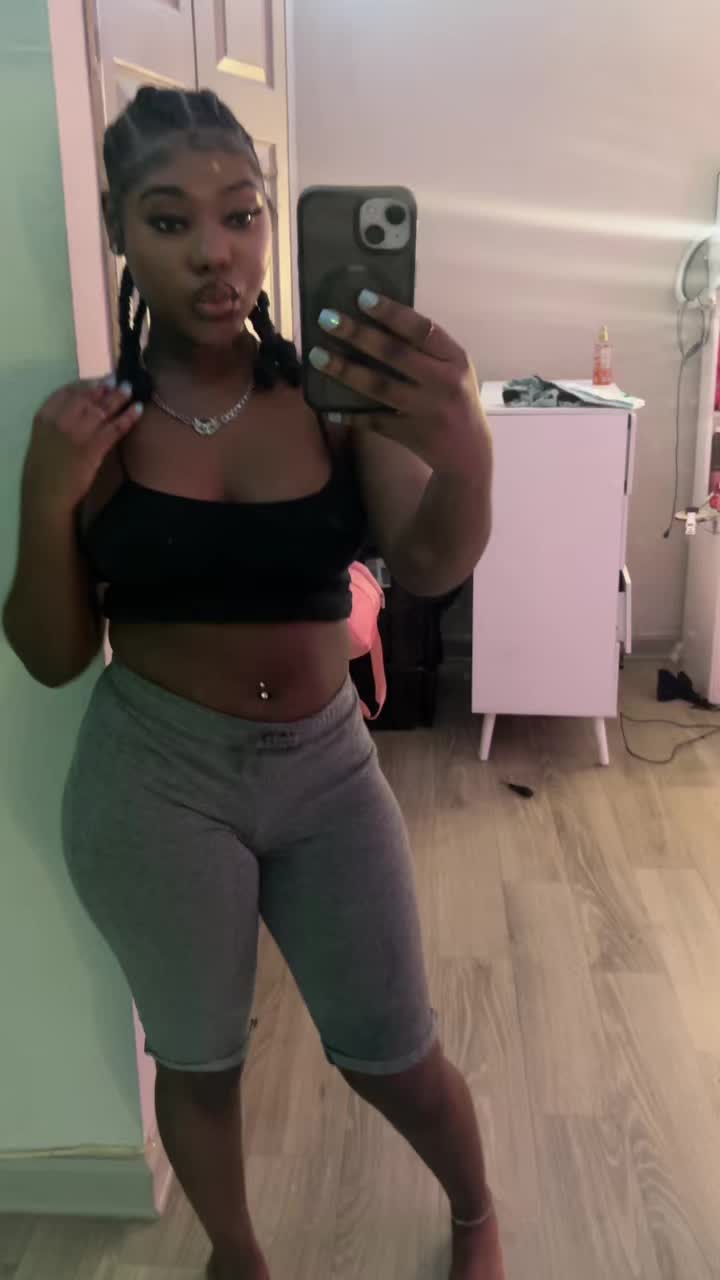 @Theyluv. Jaja☁️🧸