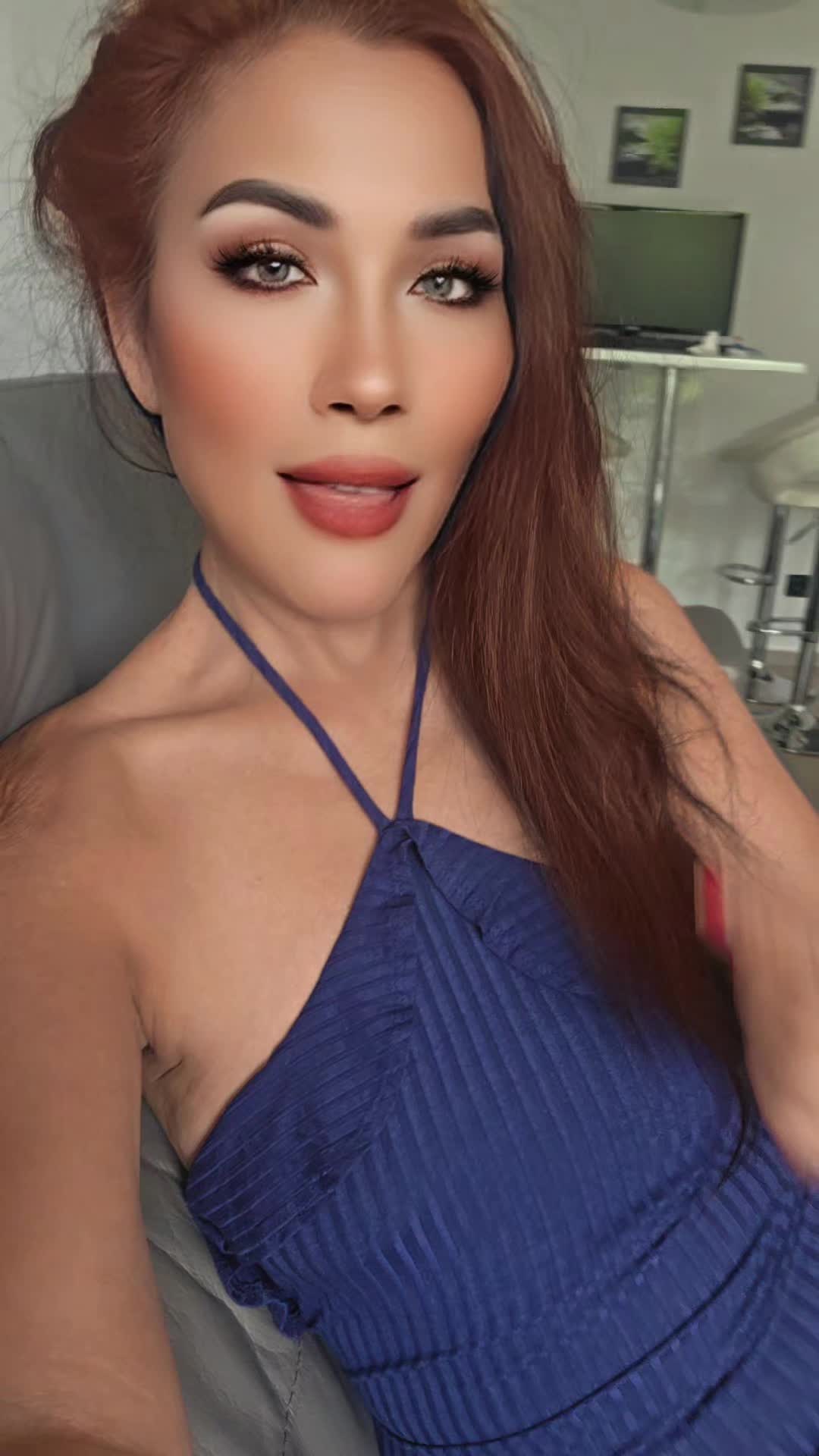 @angelina.jolie