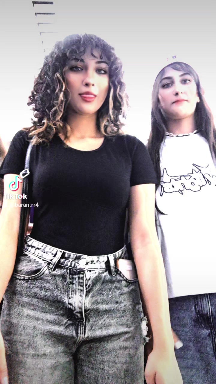 @𝕭𝖆𝖗𝖆𝖓:)