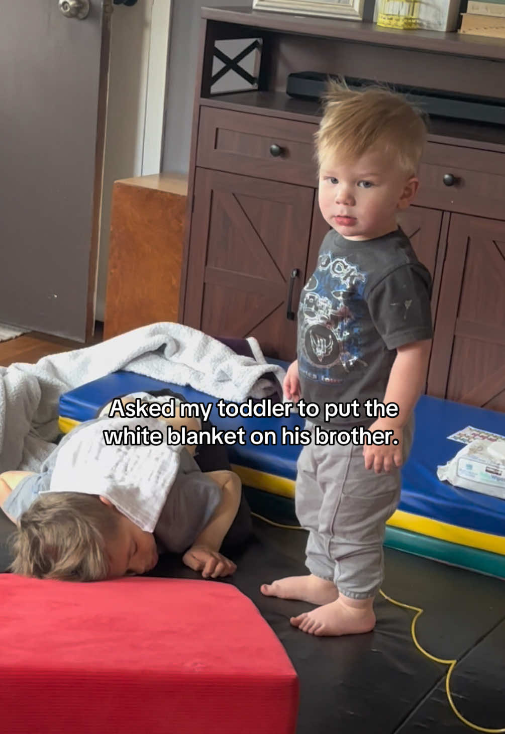 @InRareFormMom 🗝️