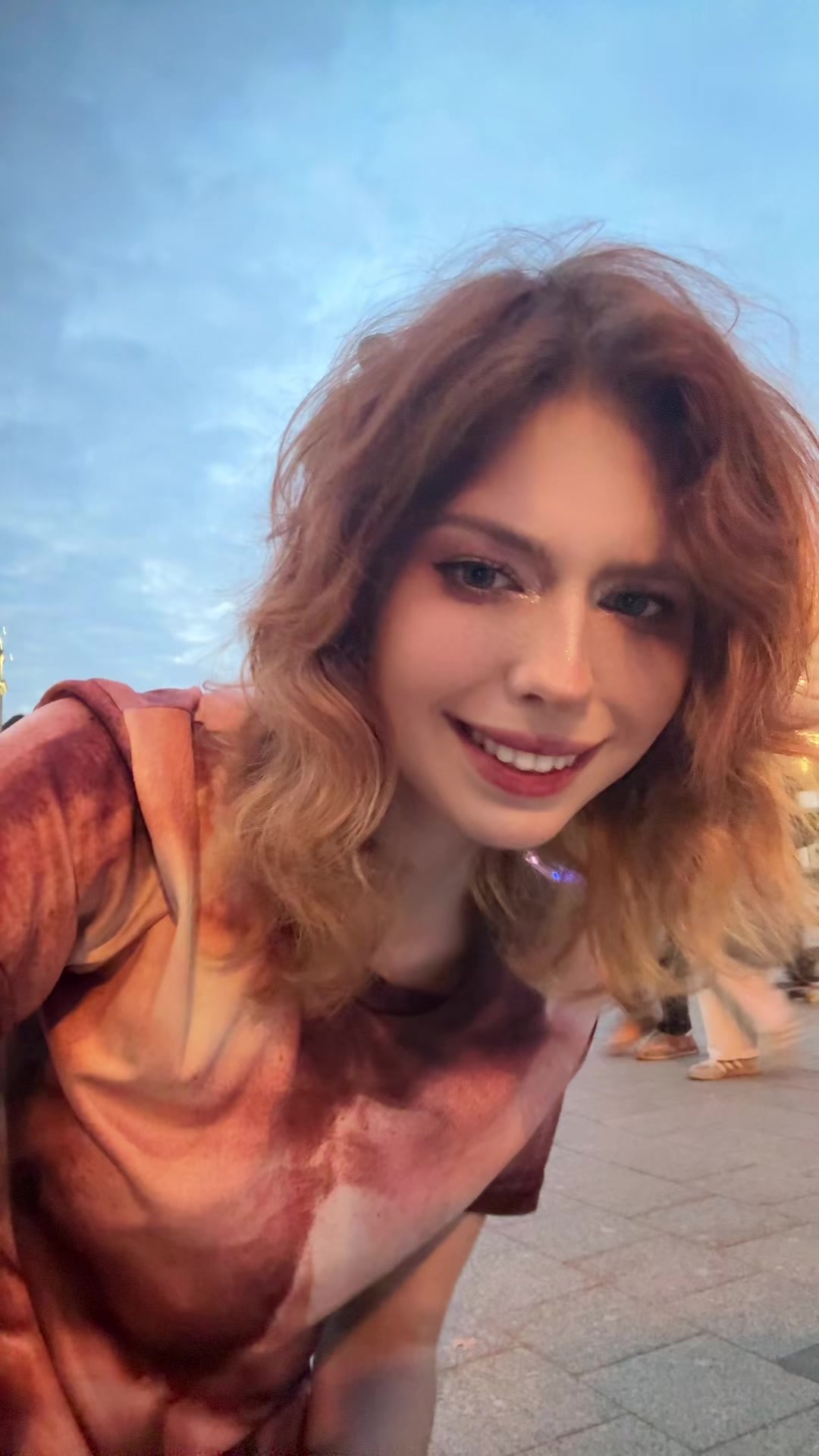 @онис