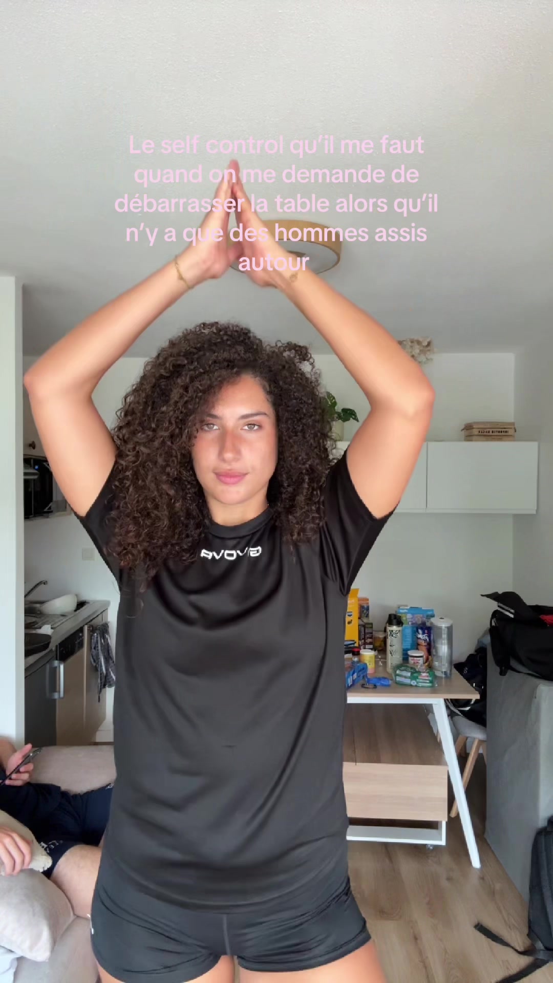 @mathildee.lt