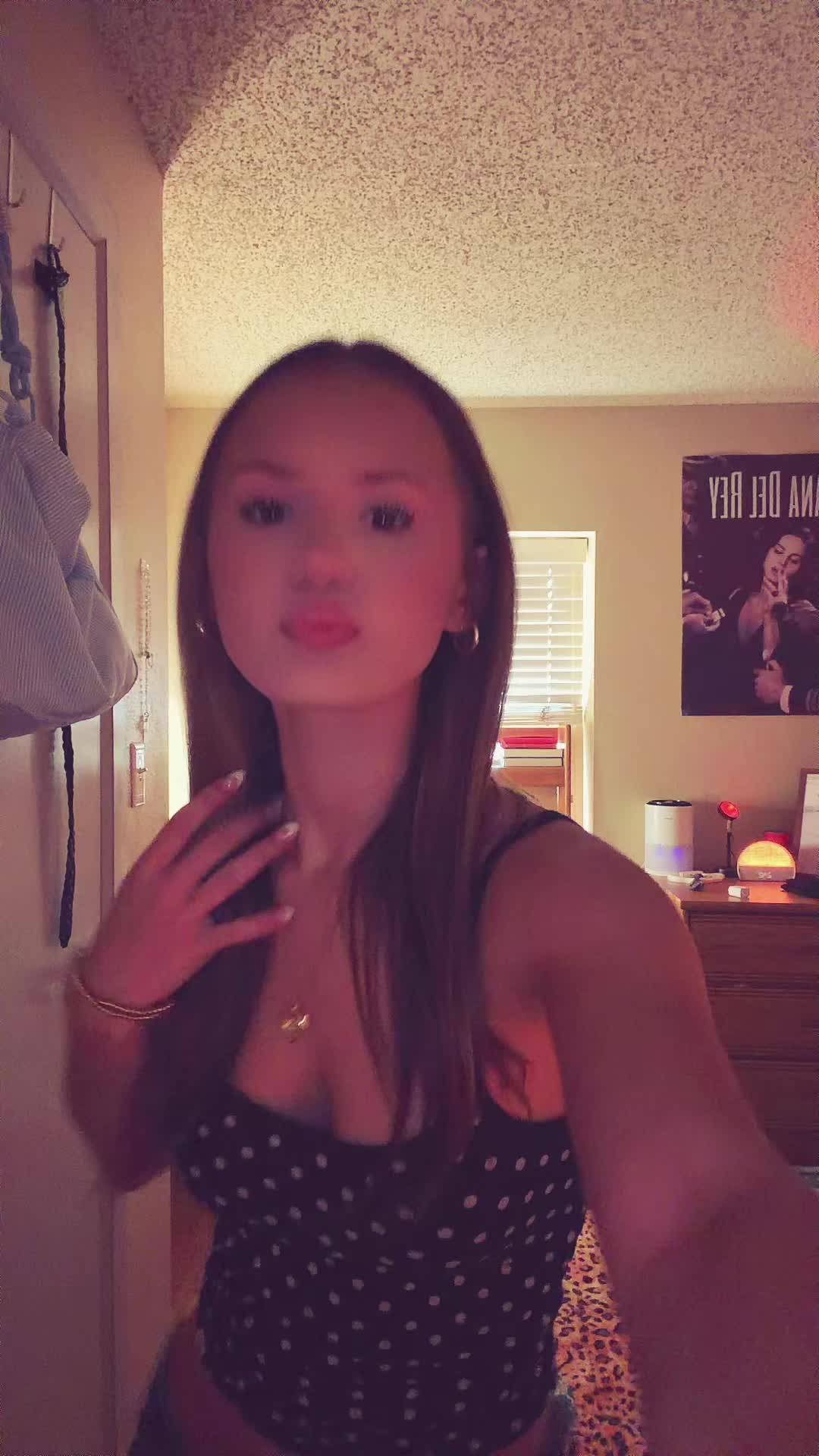 @Ava Colangelo