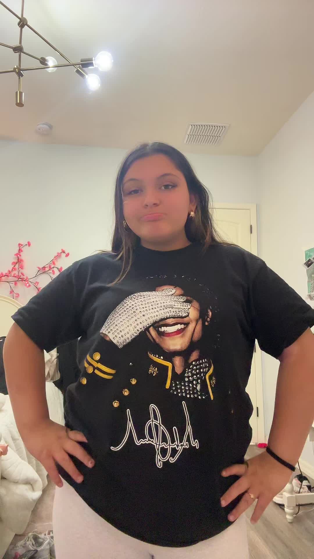 @Sophꨄ