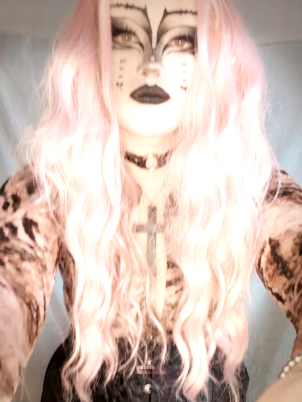 @꧁𓂀𝕷𝖎𝖘𝖆𓂀꧂