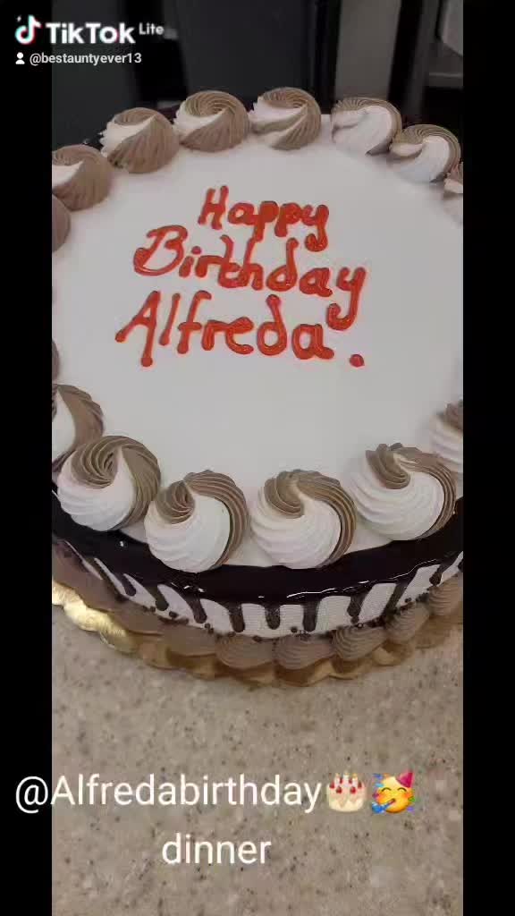 @khalishamalador