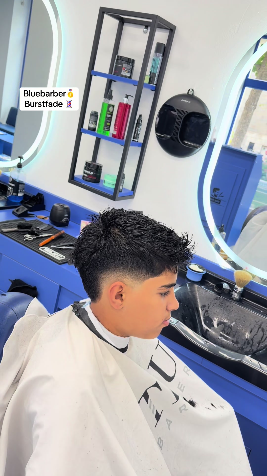 @Bluebarber_weimar