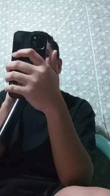 @ARJ🤍