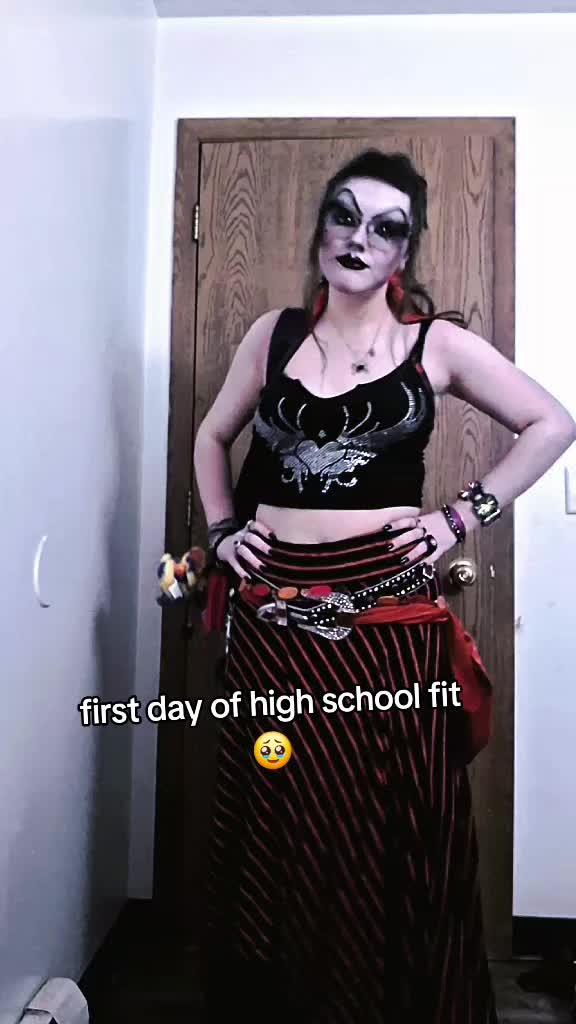 @𝕿𝖆𝖙𝖚𝖒 🦇