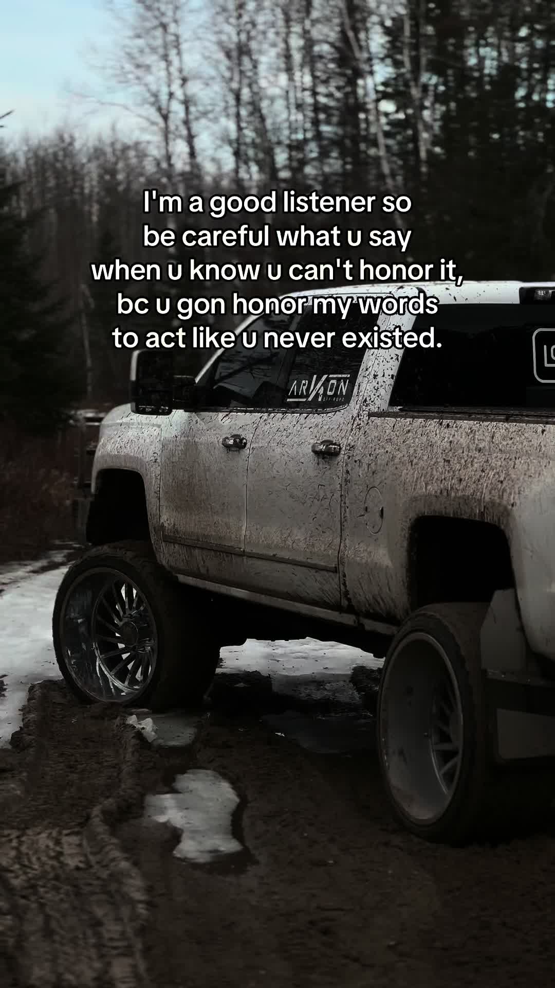 @Leightin_white