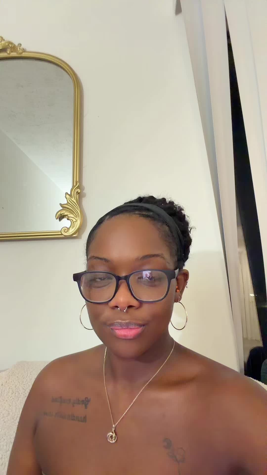 @KingAly💕