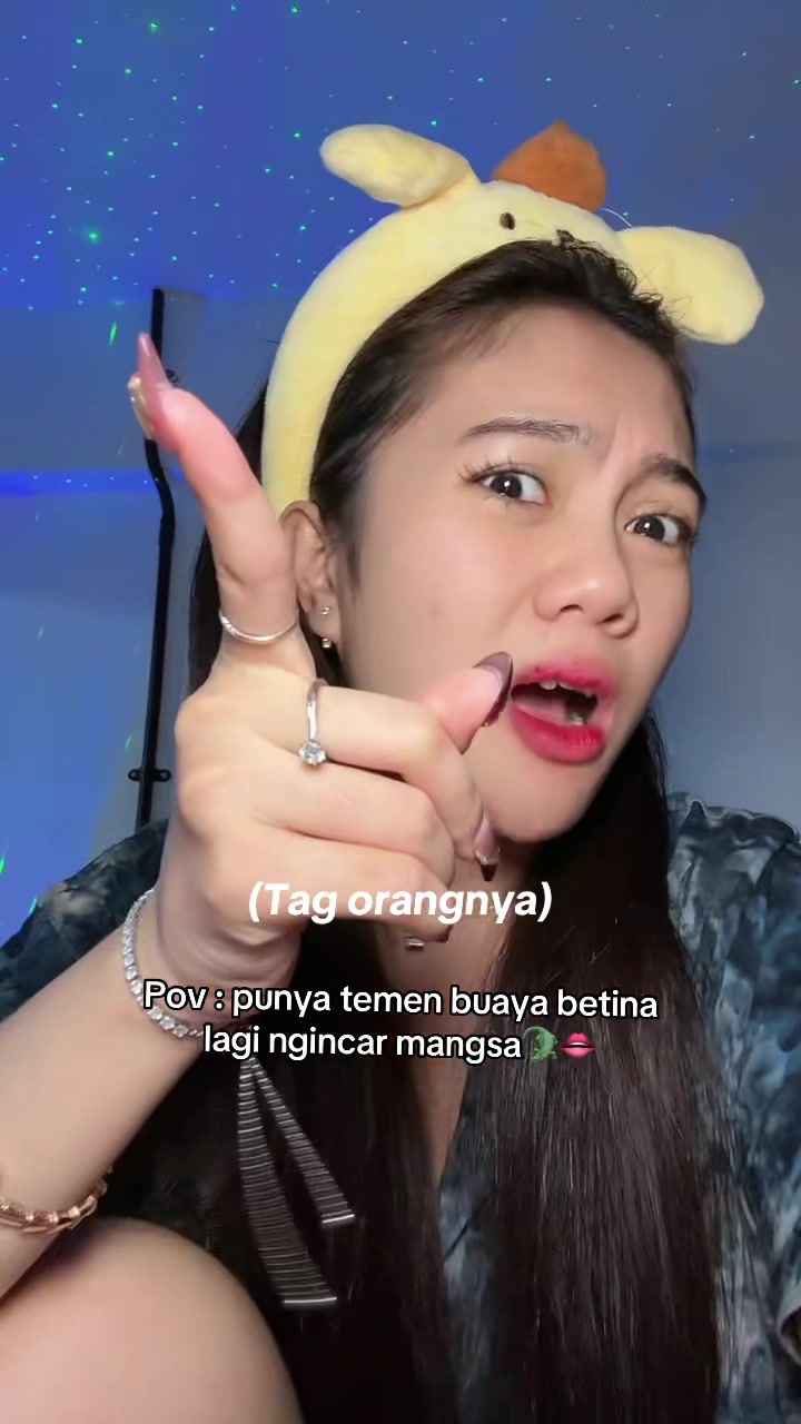 @AGNESSTANIA