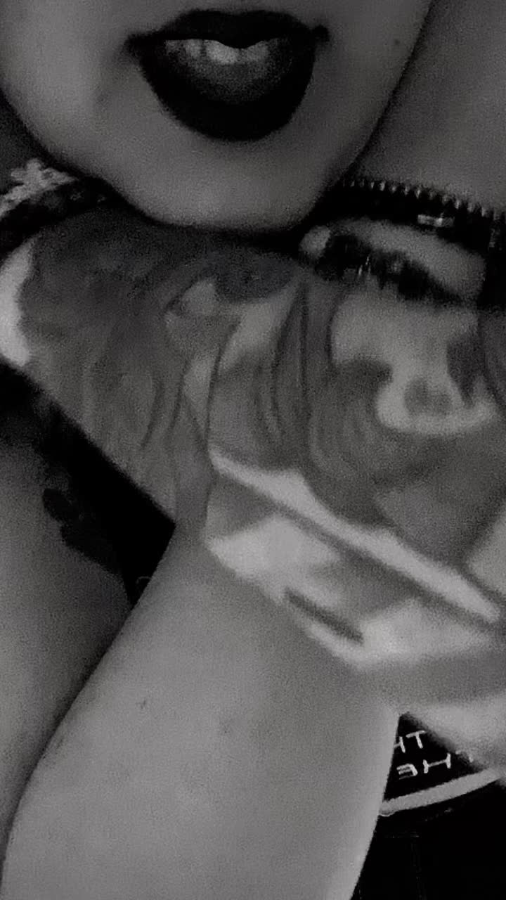 @LyemyWitch