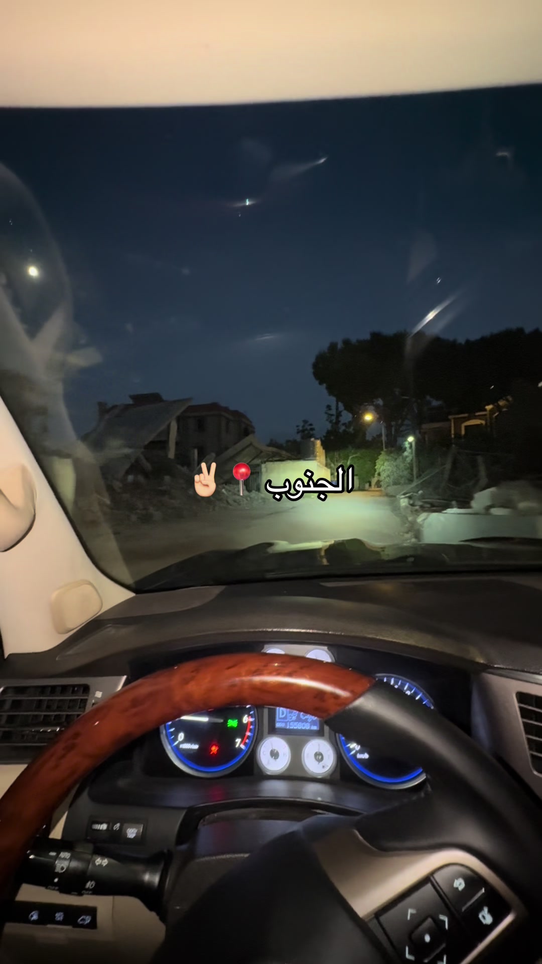 @،