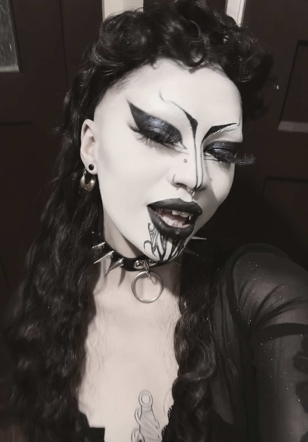 @Valarie🖤