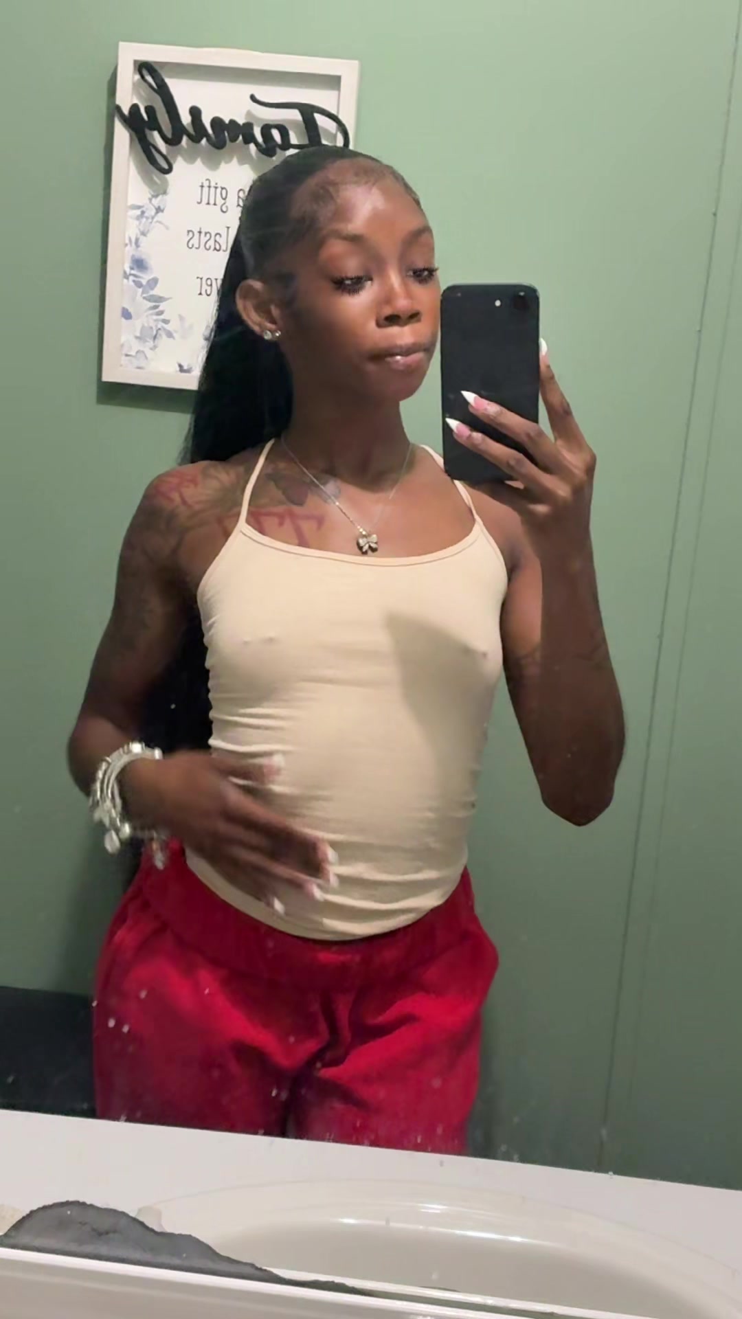 @Marie👱🏾&zwj;♀️