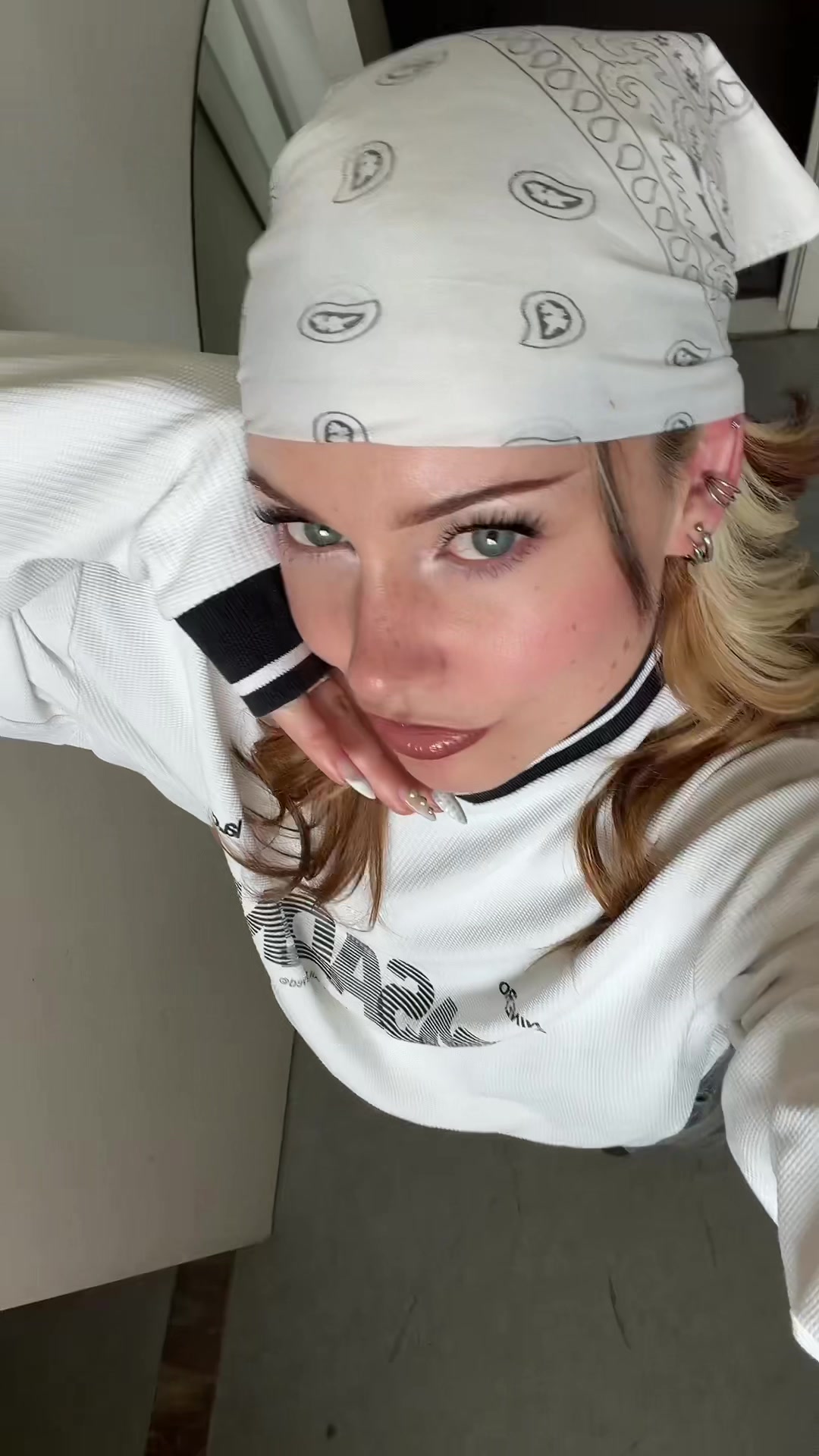 @JESS.