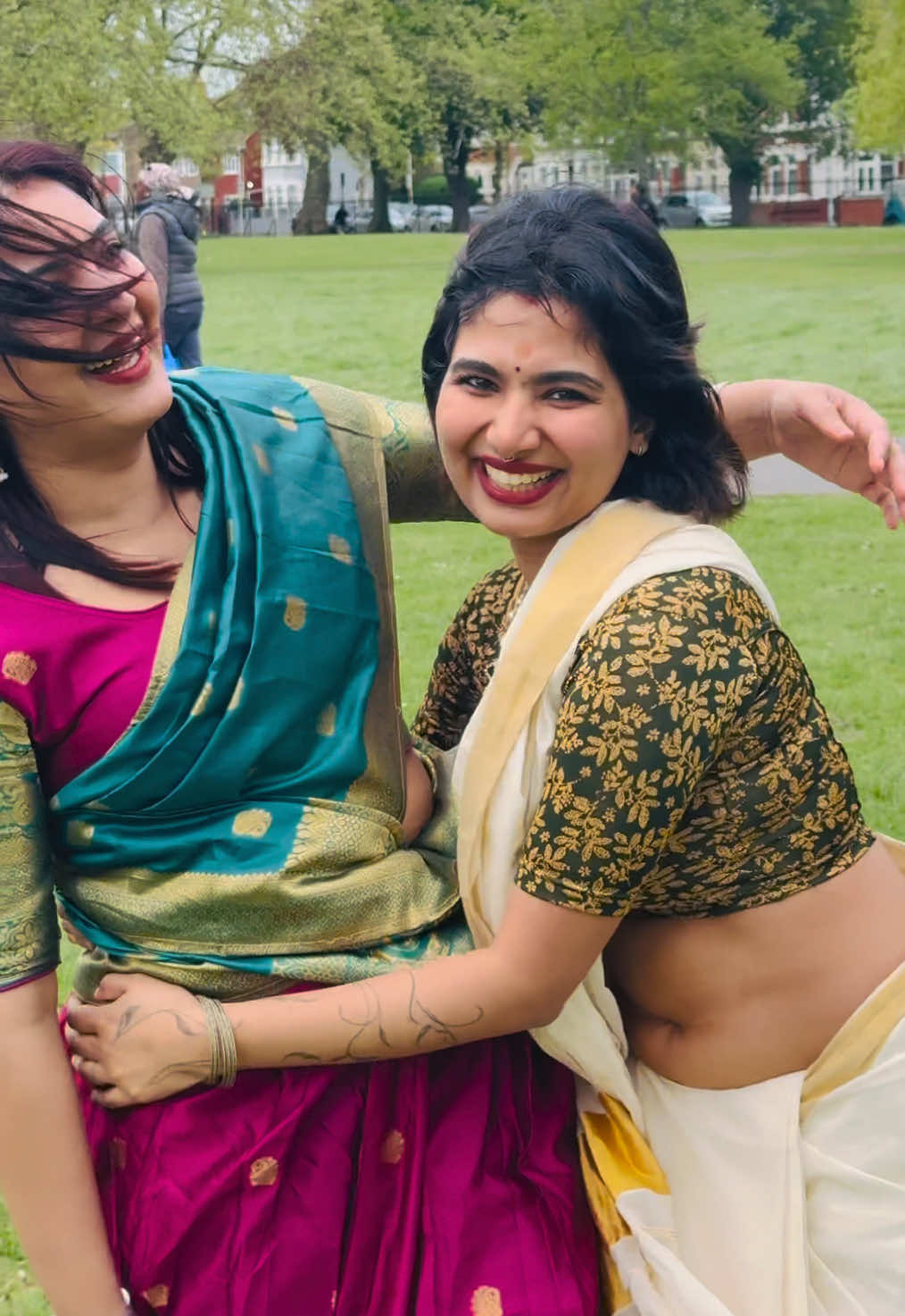 @Ammayummonum